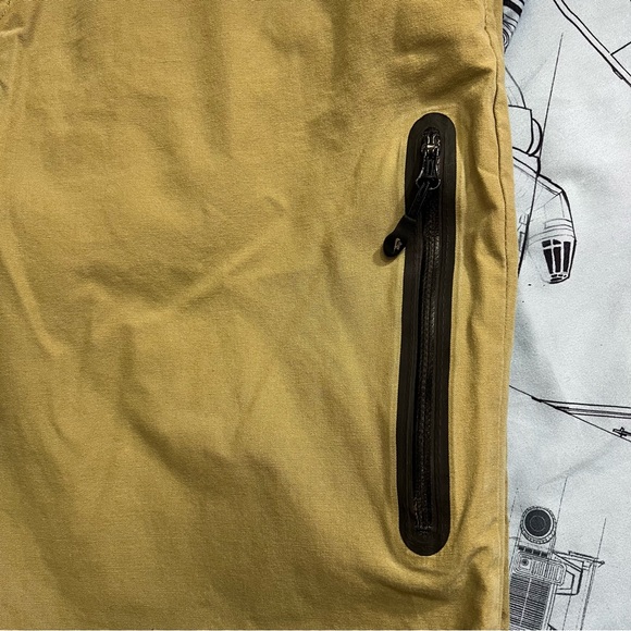 Nike Men’s Khaki Sportswear Pants - Picture 4 of 5